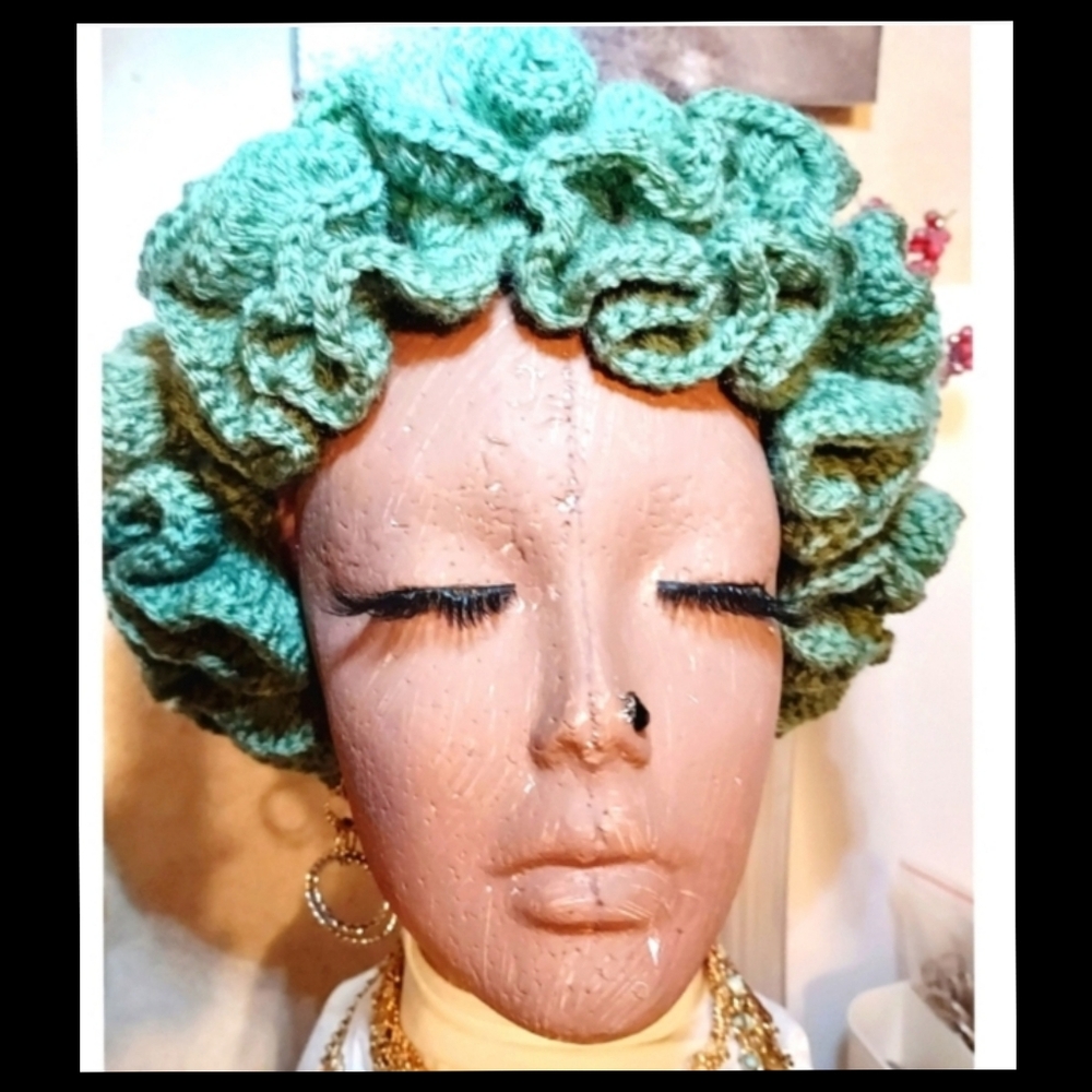 ❤️LOVE:HANDMADE. Crochet Ruffle HAT